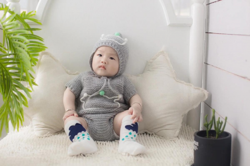 鹿邑宝宝揉眼睛是怎么回事